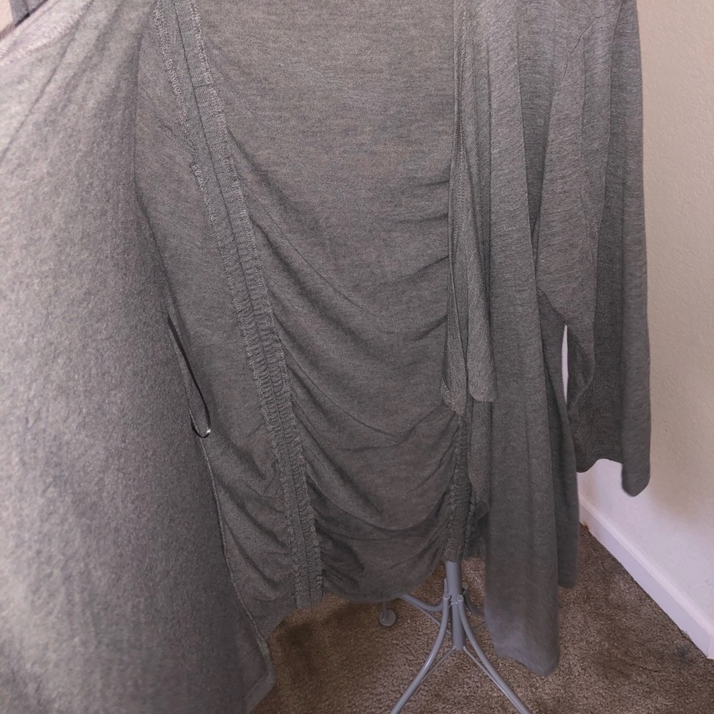 Cardigan - Picture 5 of 9